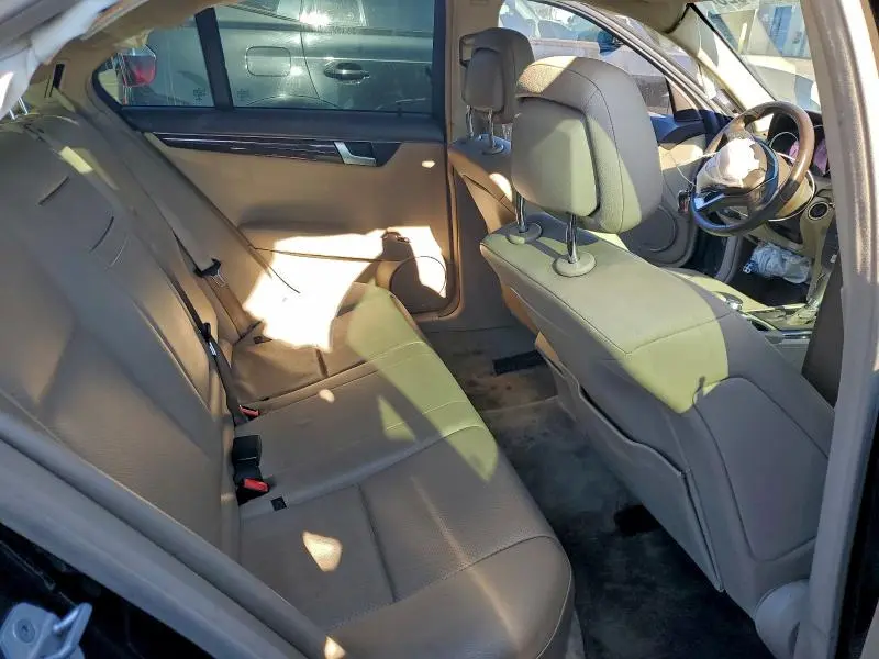 2014 MERCEDES-BENZ C 250  