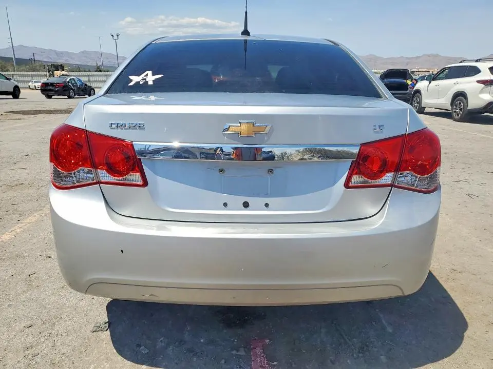 2012 CHEVROLET CRUZE LT  