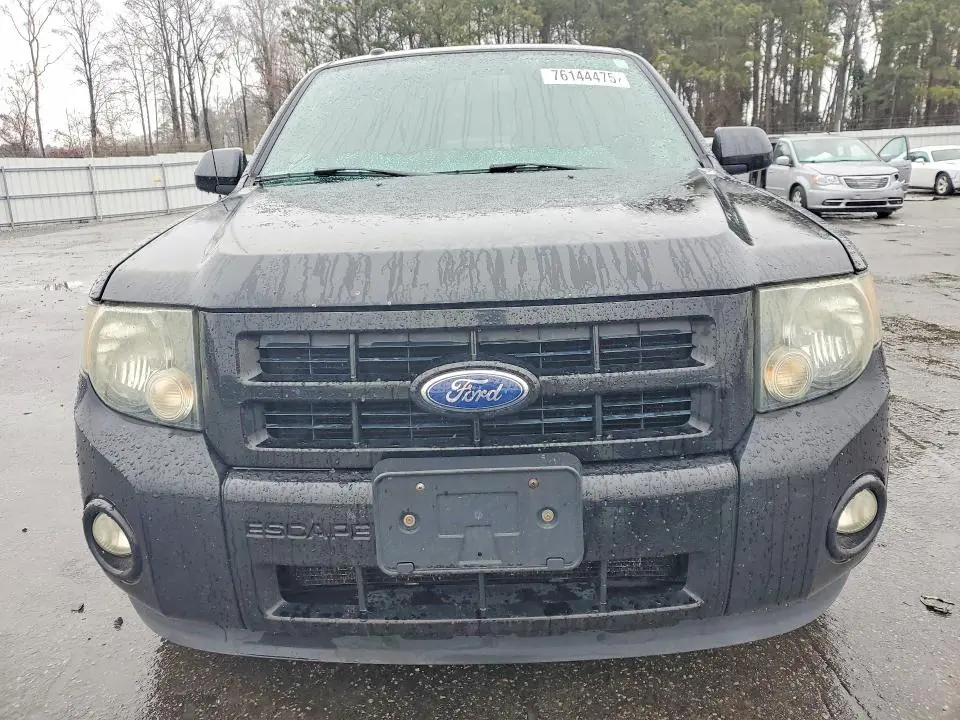 2012 FORD ESCAPE XLT  