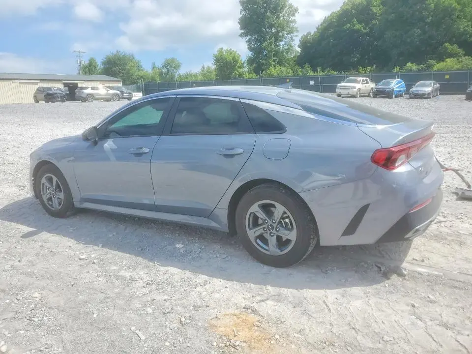 2022 KIA K5 LX  