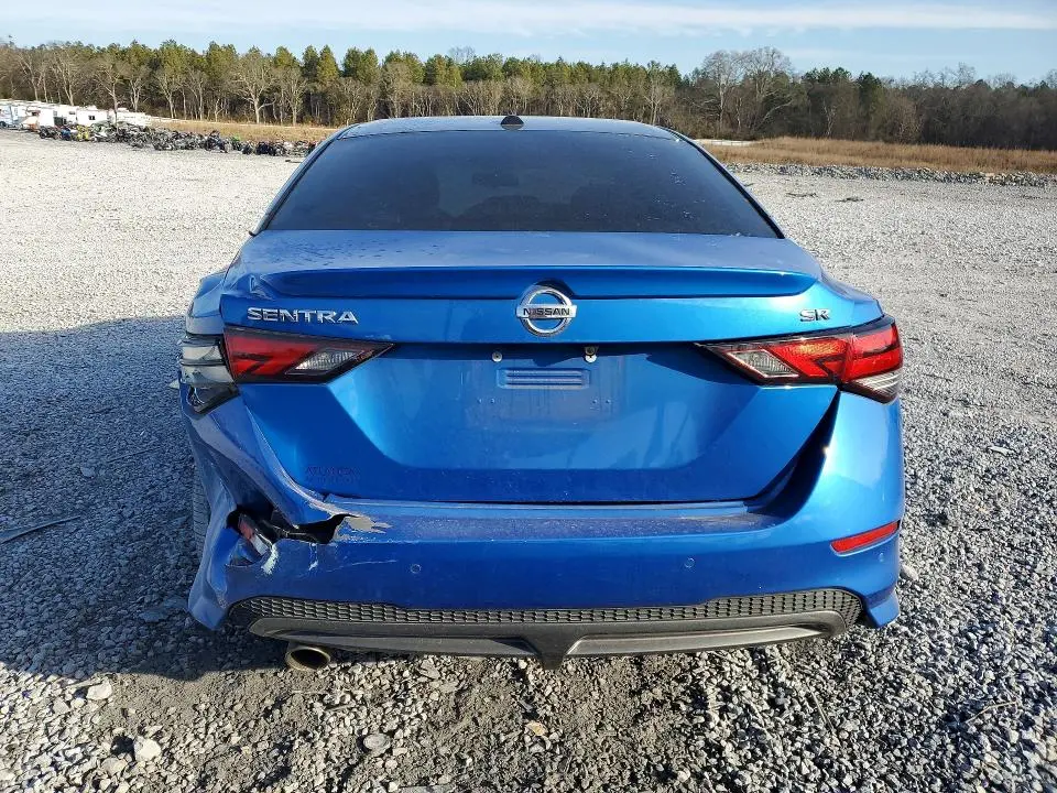 2022 NISSAN SENTRA SR  