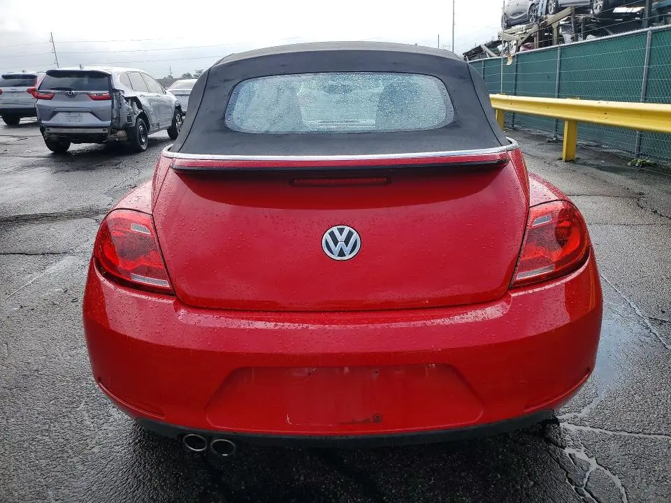 2013 VOLKSWAGEN BEETLE   