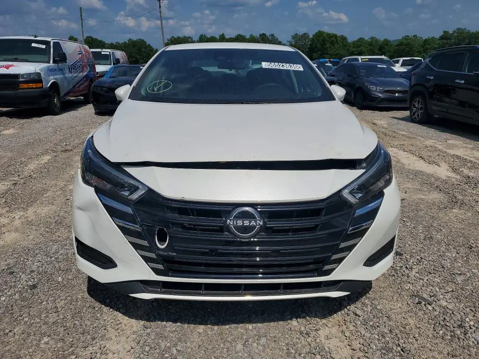 2025 NISSAN VERSA SV  