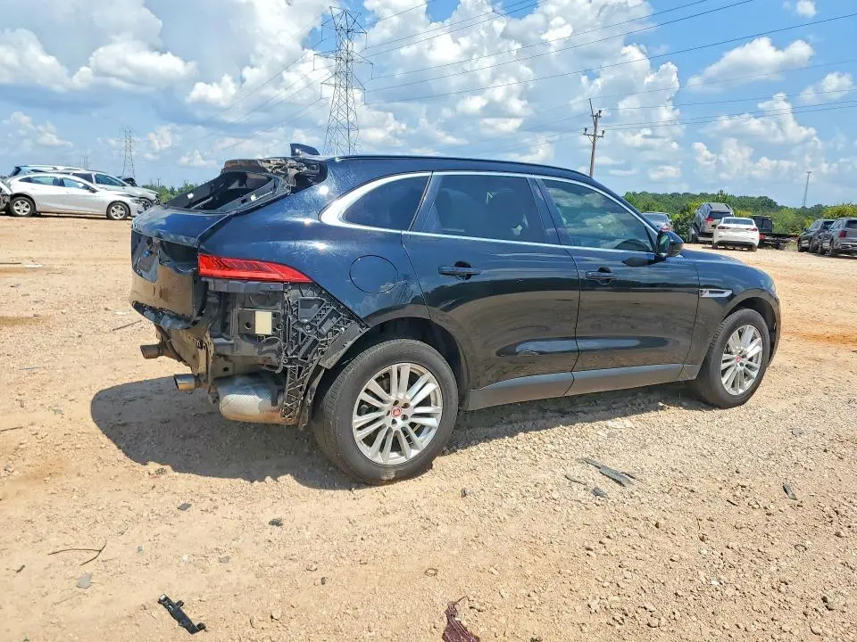 2018 JAGUAR F-PACE PRESTIGE  