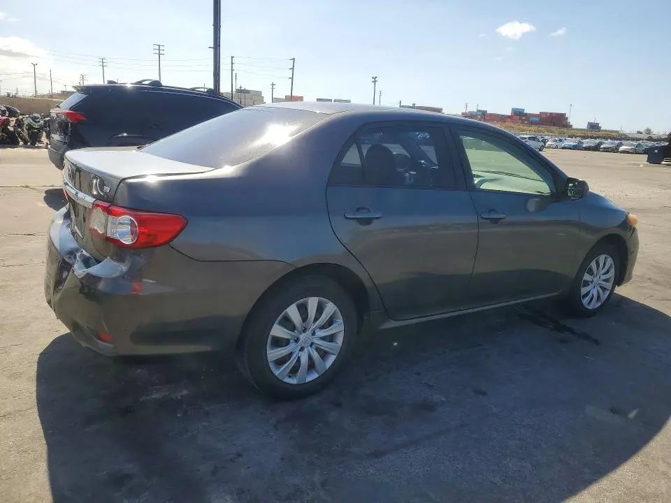 2012 TOYOTA COROLLA LE  