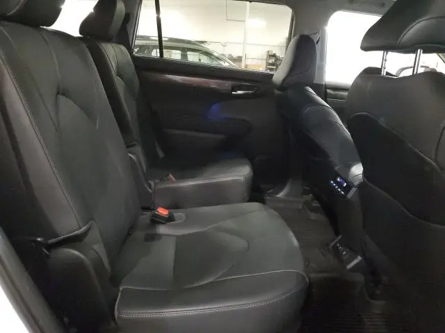 2020 TOYOTA HIGHLANDER LIMITED  