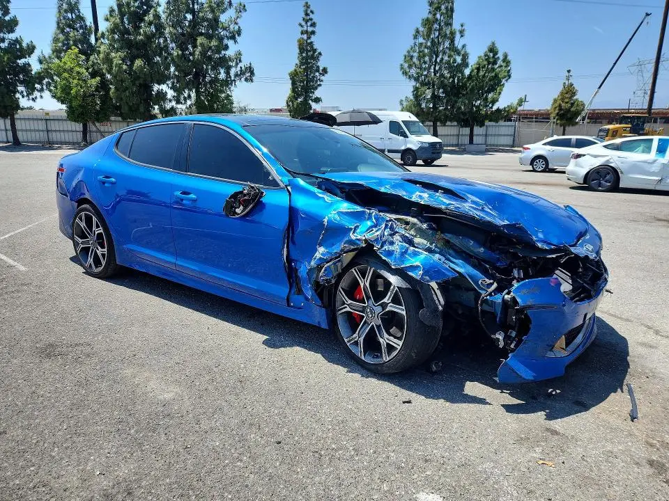 2020 KIA STINGER GT1  