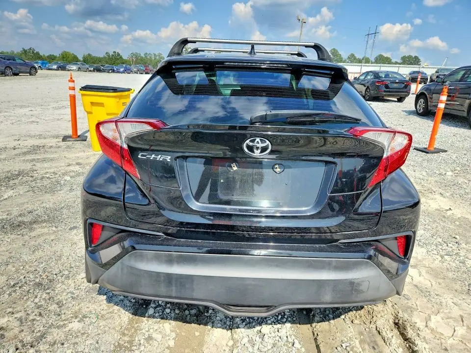 2018 TOYOTA C-HR   