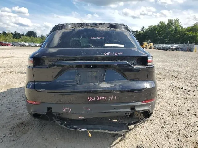 2019 PORSCHE CAYENNE S  