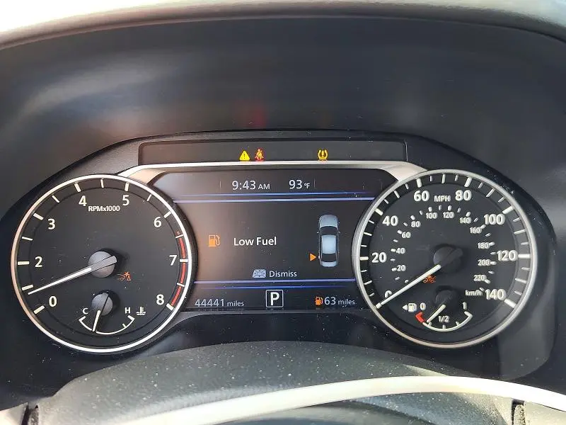 2024 NISSAN ALTIMA SR  
