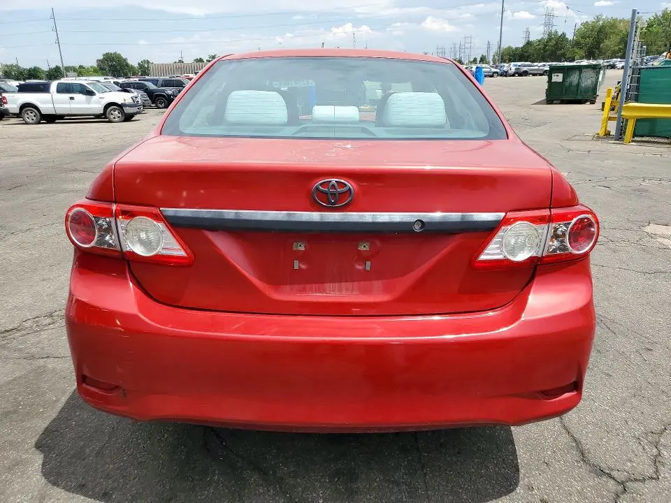 2013 TOYOTA COROLLA LE  