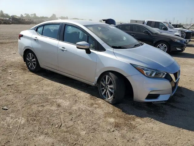 2020 NISSAN VERSA SV  