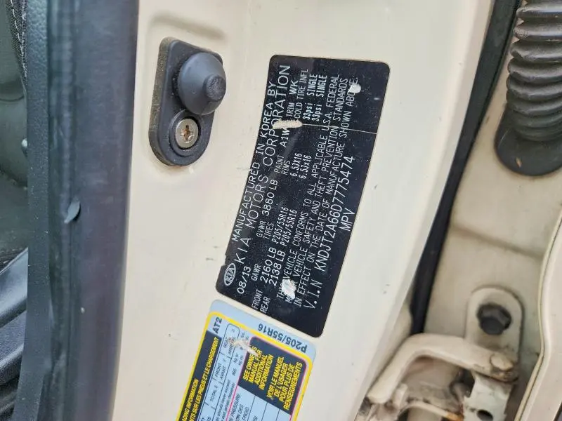 2013 KIA SOUL +  