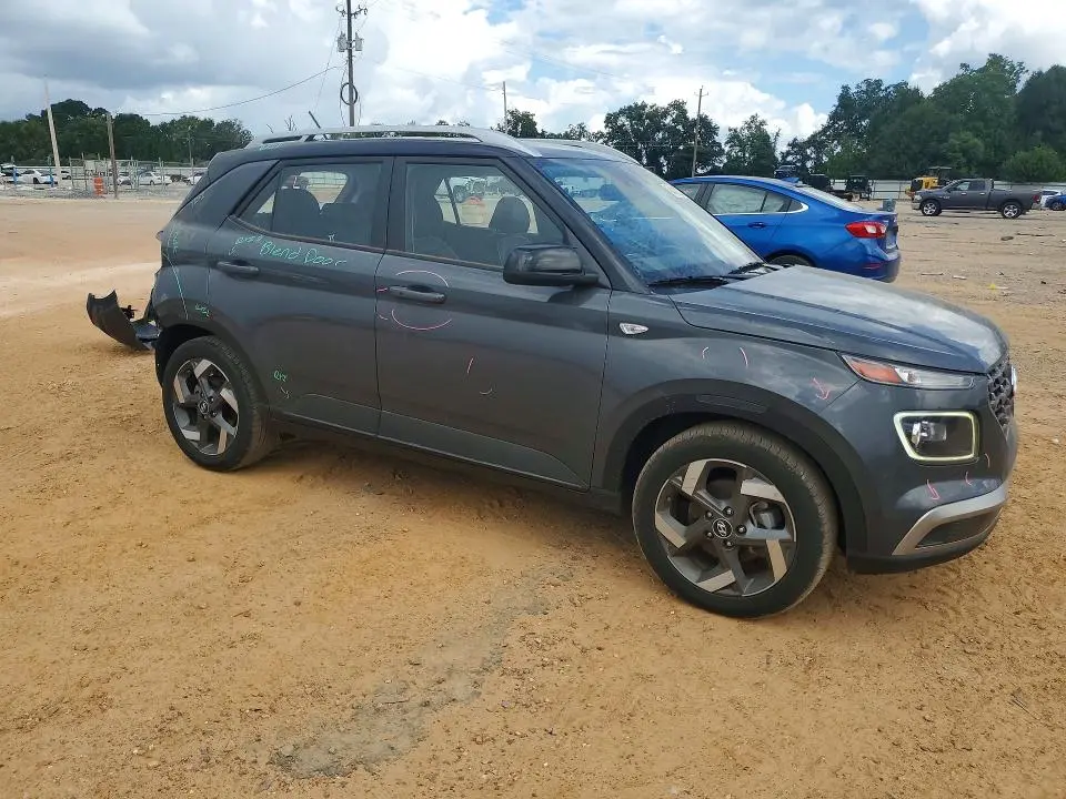 2025 HYUNDAI VENUE LIMITED  