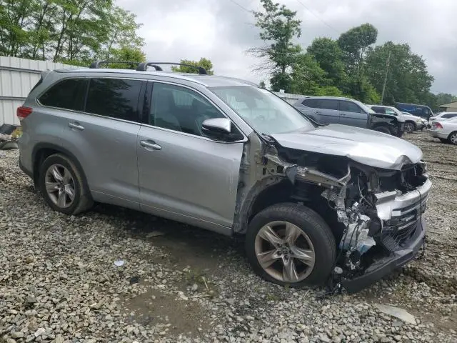 2017 TOYOTA HIGHLANDER LIMITED  