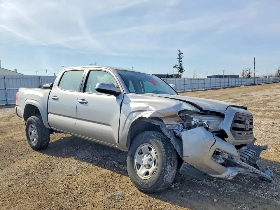 2017 TOYOTA TACOMA SR V6  