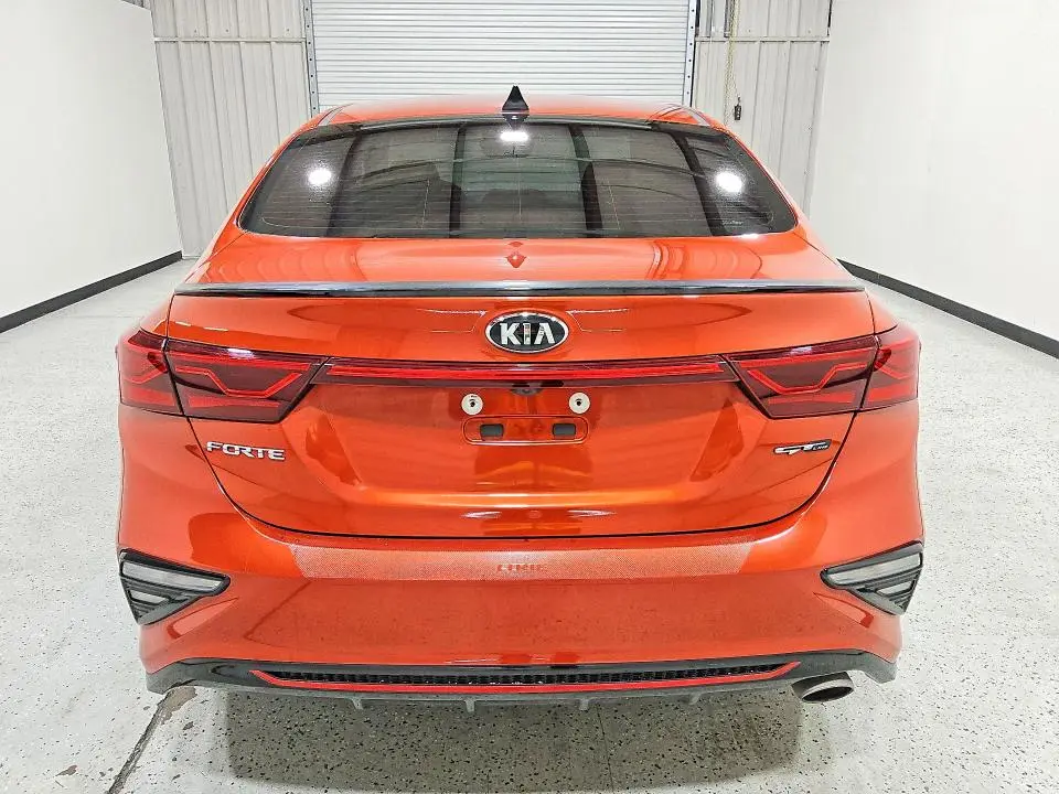 2021 KIA FORTE GT-LINE  