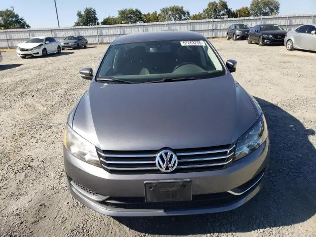 2013 VOLKSWAGEN PASSAT SE  
