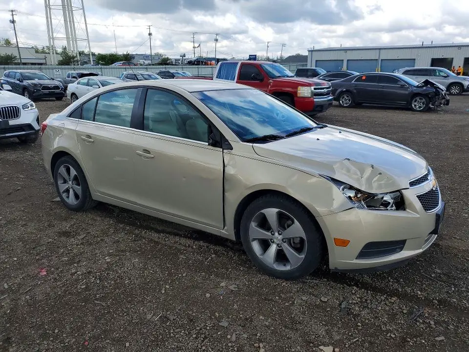 2011 CHEVROLET CRUZE LT  