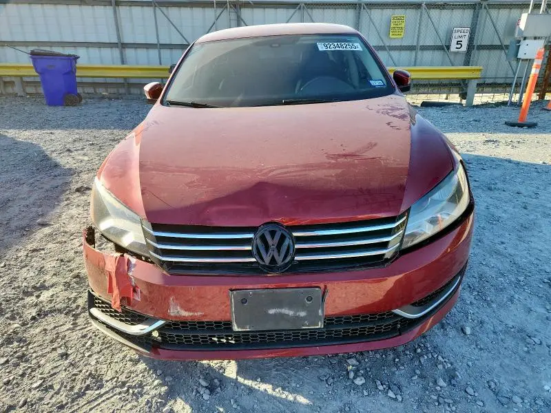 2015 VOLKSWAGEN PASSAT SE  