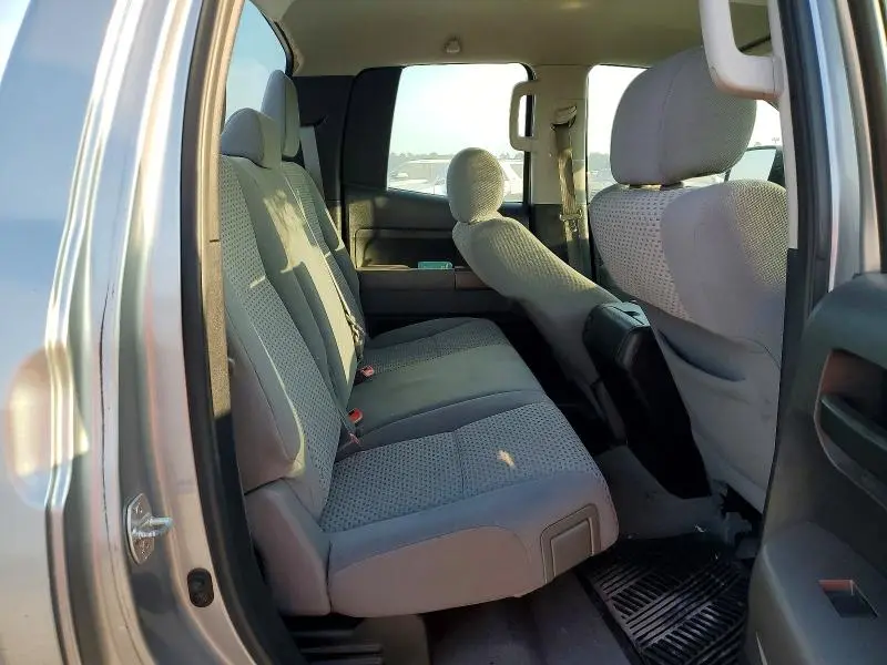2011 TOYOTA TUNDRA DOUBLE CAB SR5  