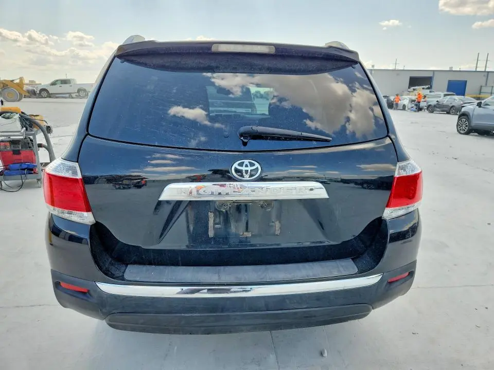 2012 TOYOTA HIGHLANDER LIMITED  