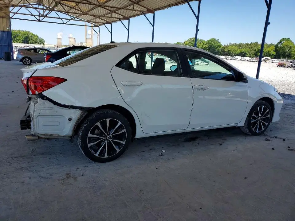2018 TOYOTA COROLLA SE  