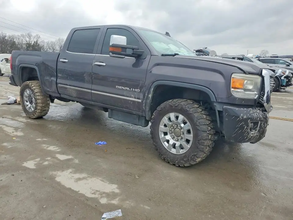 2016 GMC SIERRA K2500 DENALI  