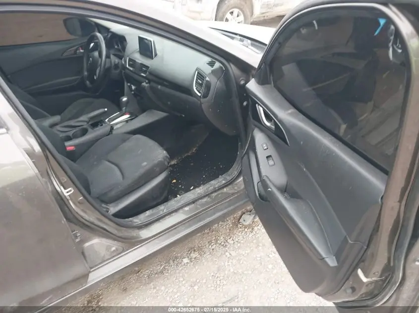 2016 MAZDA MAZDA3 I TOURING