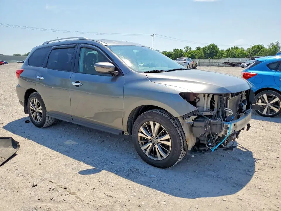 2018 NISSAN PATHFINDER SV  