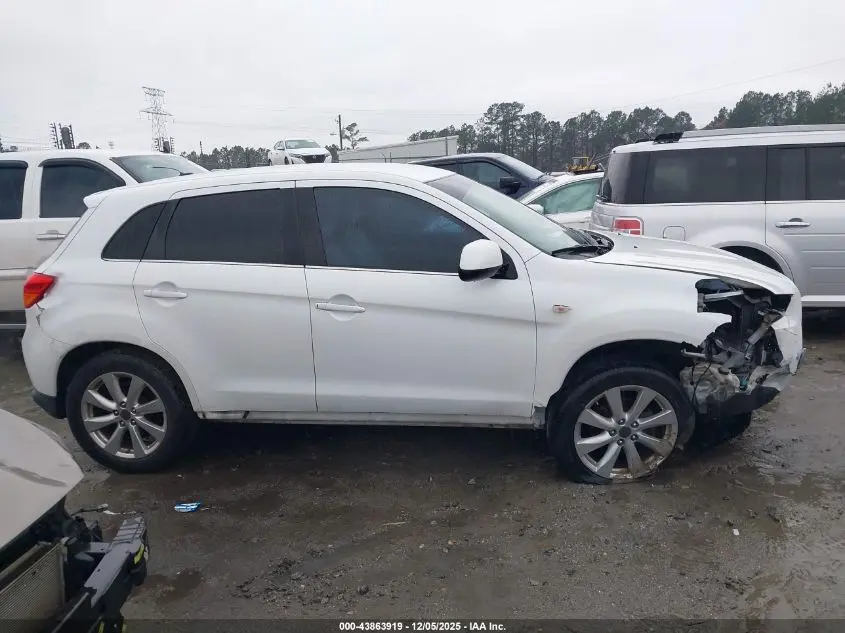 2015 MITSUBISHI OUTLANDER SPORT SE