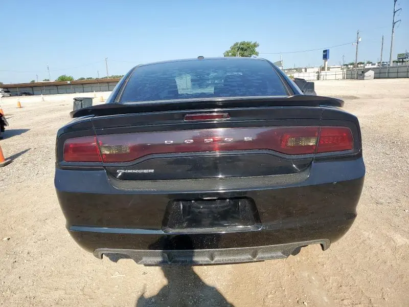 2013 DODGE CHARGER SE  