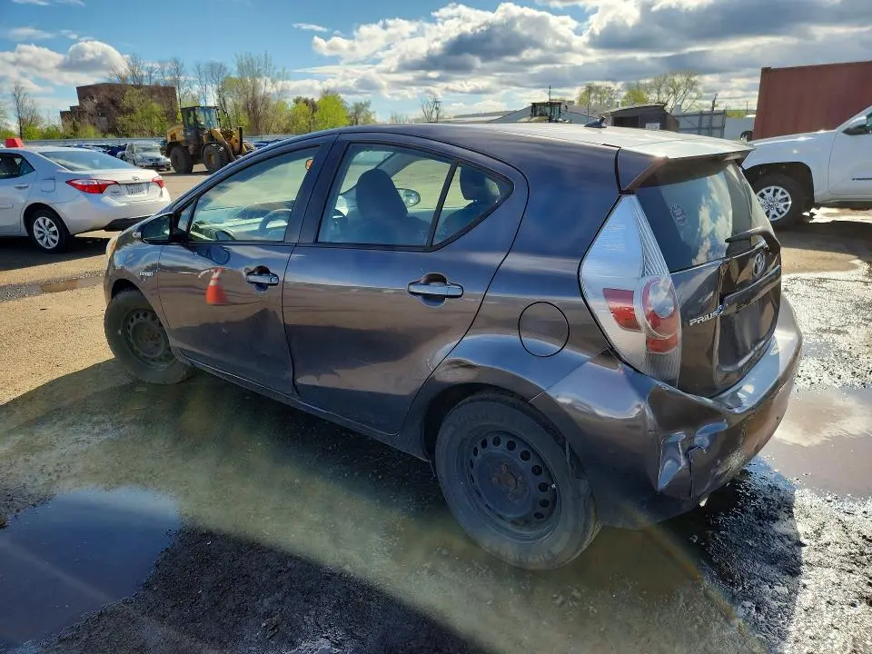 2014 TOYOTA PRIUS C TWO  