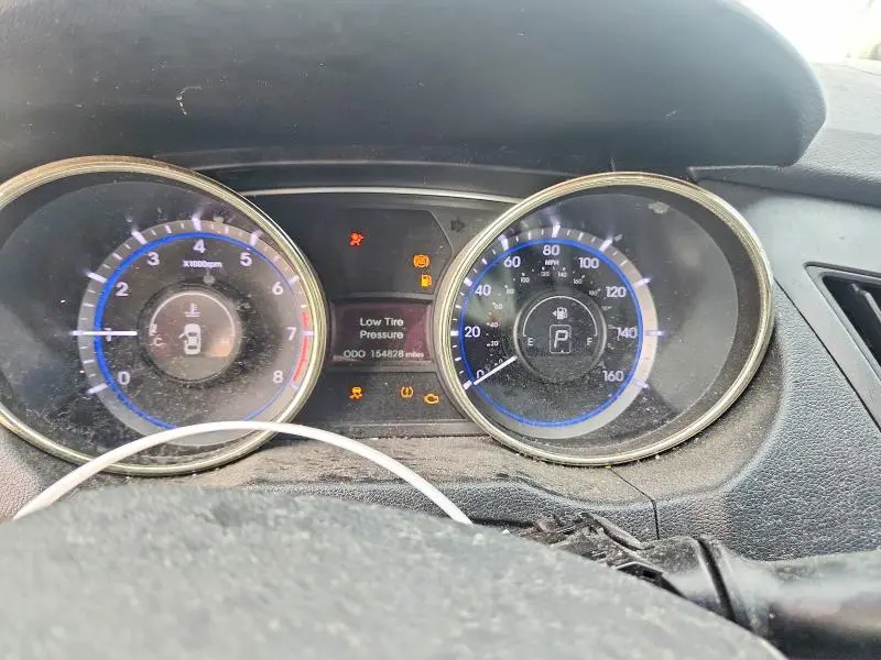 2012 HYUNDAI SONATA GLS  