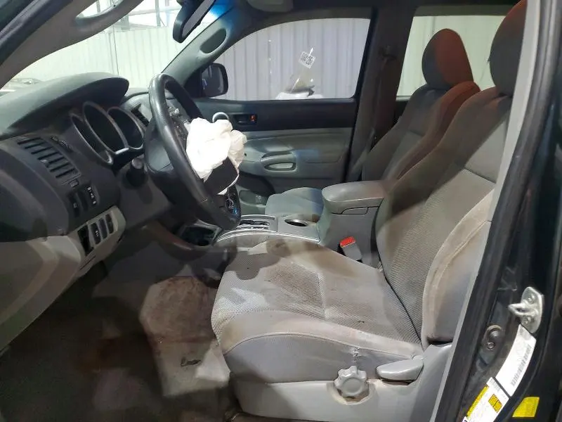 2011 TOYOTA TACOMA V6  