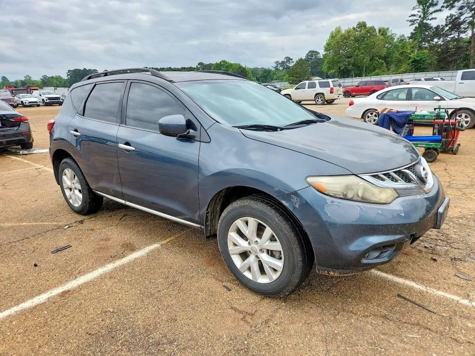 2013 NISSAN MURANO S  