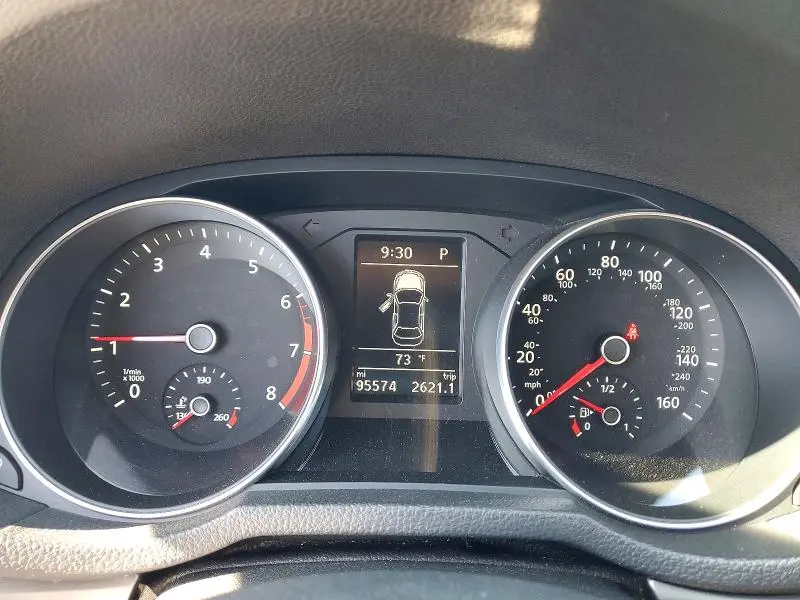 2016 VOLKSWAGEN PASSAT S  
