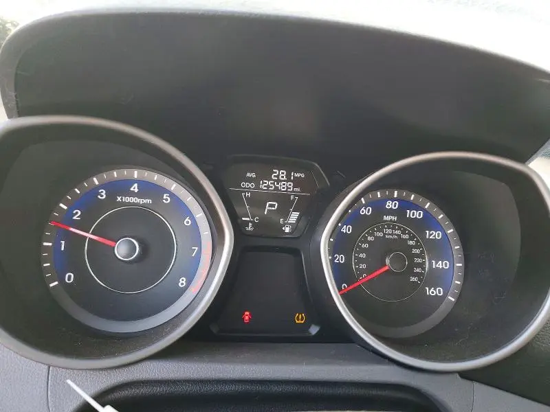 2013 HYUNDAI ELANTRA GLS  