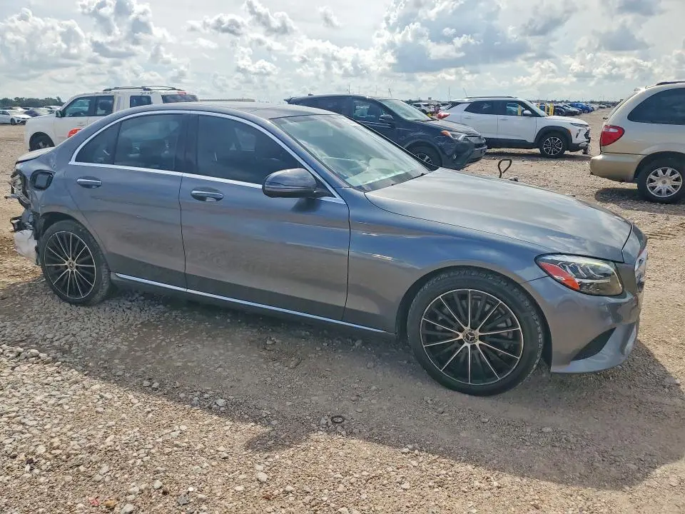 2019 MERCEDES-BENZ C 300  