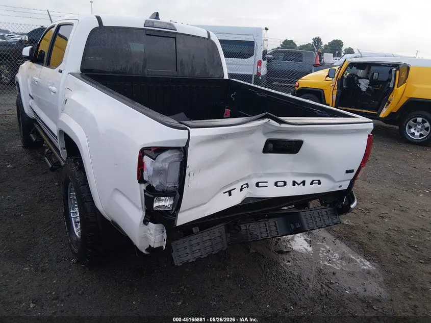 2022 TOYOTA TACOMA SR5 V6