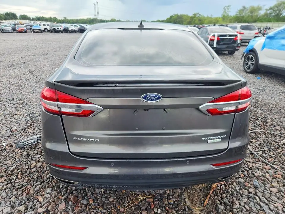 2019 FORD FUSION TITANIUM  
