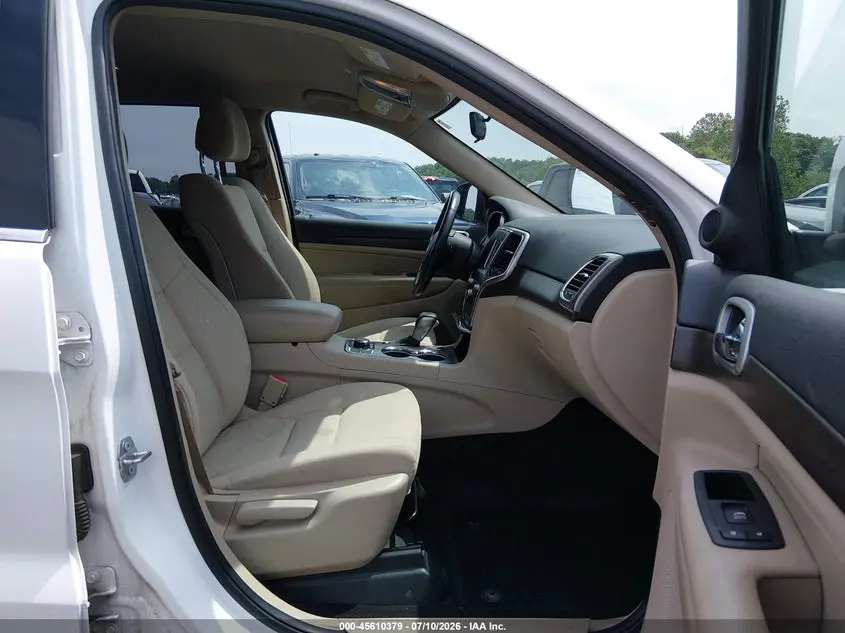 2018 JEEP GRAND CHEROKEE LAREDO E 4X4