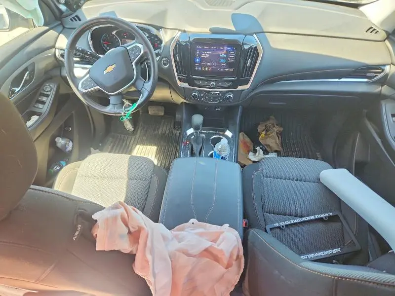 2021 CHEVROLET TRAVERSE LT  