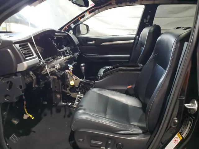 2015 TOYOTA HIGHLANDER XLE  