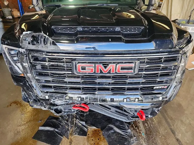 2024 GMC SIERRA K2500 AT4  