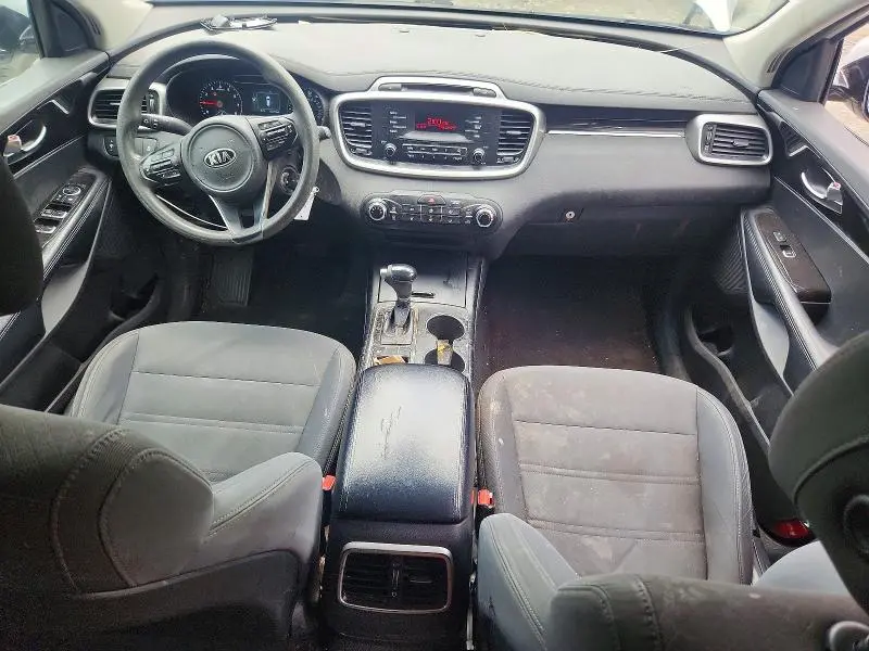 2017 KIA SORENTO L  