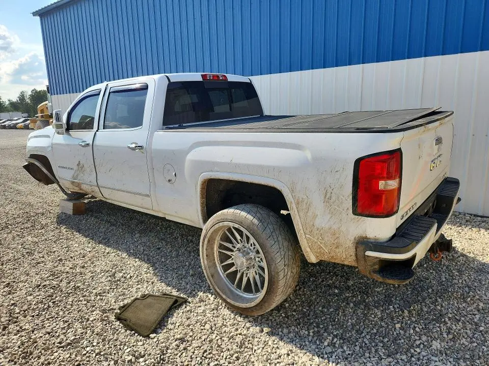 2015 GMC SIERRA K2500 DENALI  