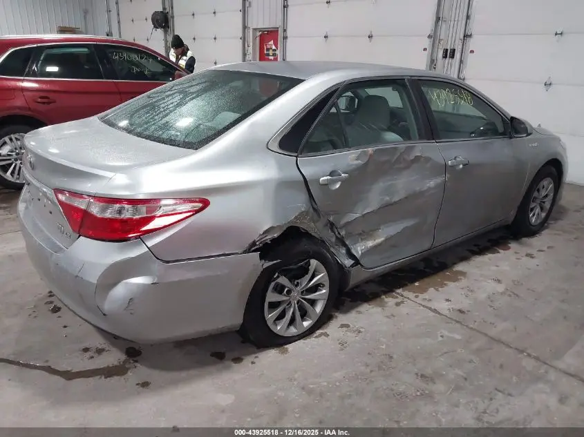 2016 TOYOTA CAMRY HYBRID LE