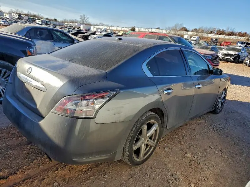 2014 NISSAN MAXIMA S  