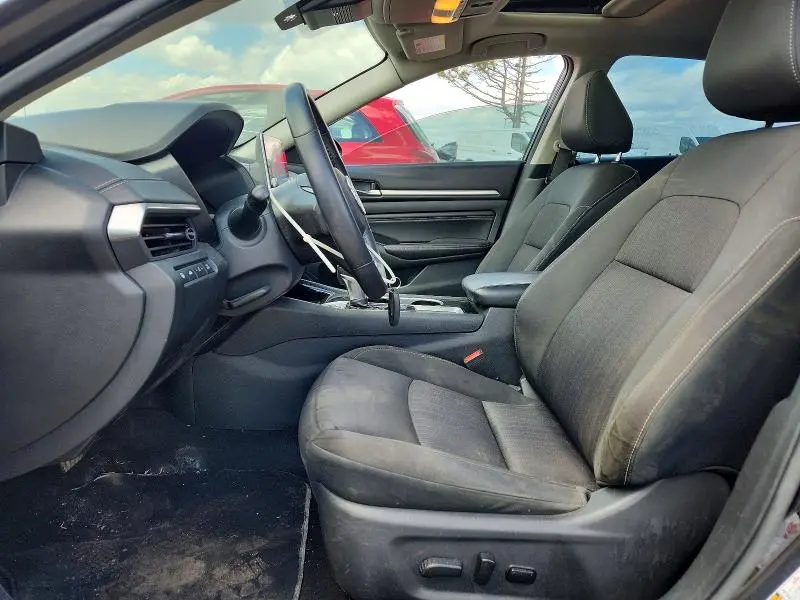 2021 NISSAN ALTIMA SV  